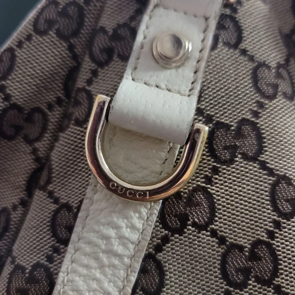 GUCCI GG Canvas Abbey Tote In PRELOVED CONDITION LEATHER HAS BEEN RETOUCHED - Picture 3 of 16